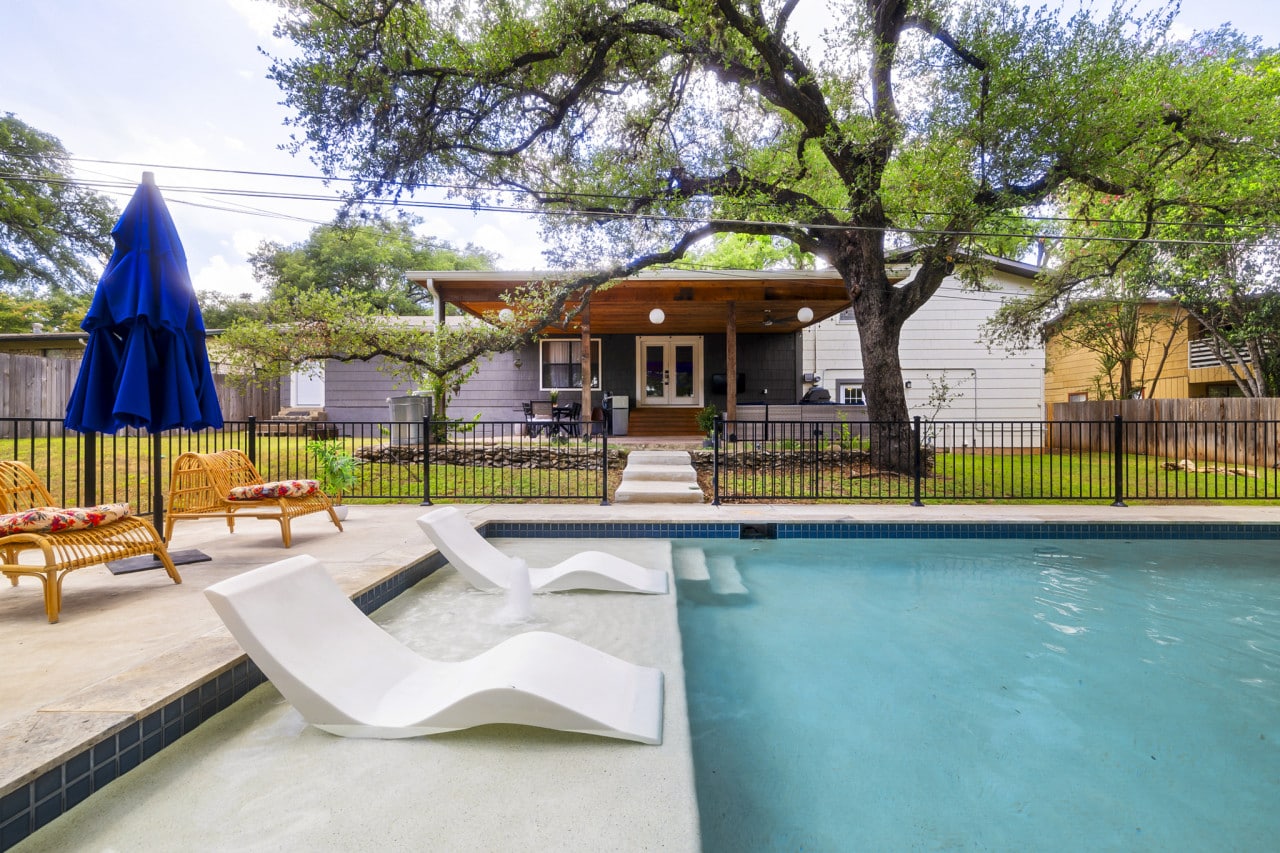 115 Ridgeway Drive - 4BR corporate rental in San Marcos TX