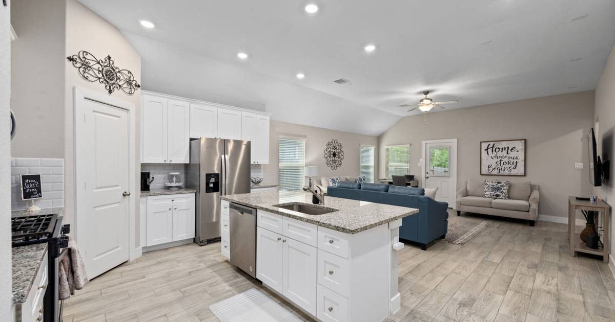 309A Maple Conroe — 3BR Sleeps 12