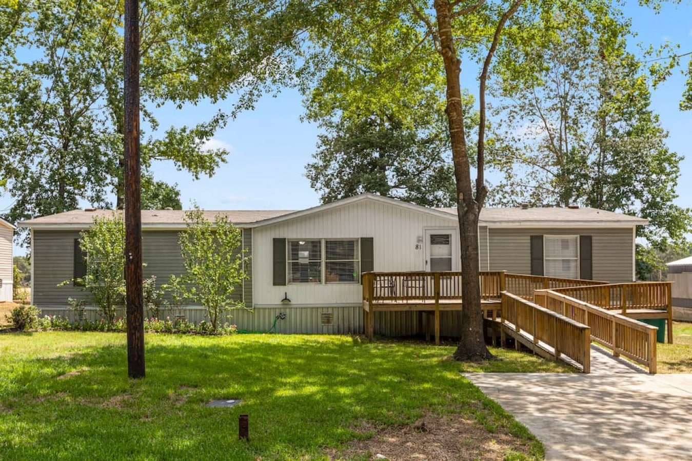 81 Ridgeway Conroe — 3BR Sleeps 12