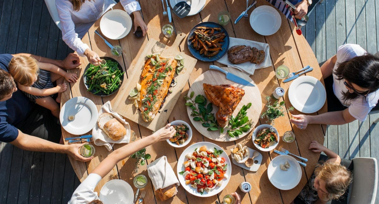 Meals-for-Large-Group-on-Vacation-1