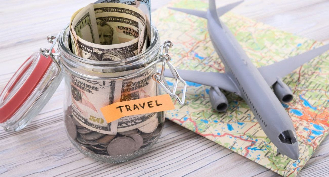 Ultimate-Guide-to-Budget-Friendly-Travel-Tips-Tricks-from-FlexTrades-r43kwfkme65t6rk8mj3eepgxprz288bqpnid7lygd4