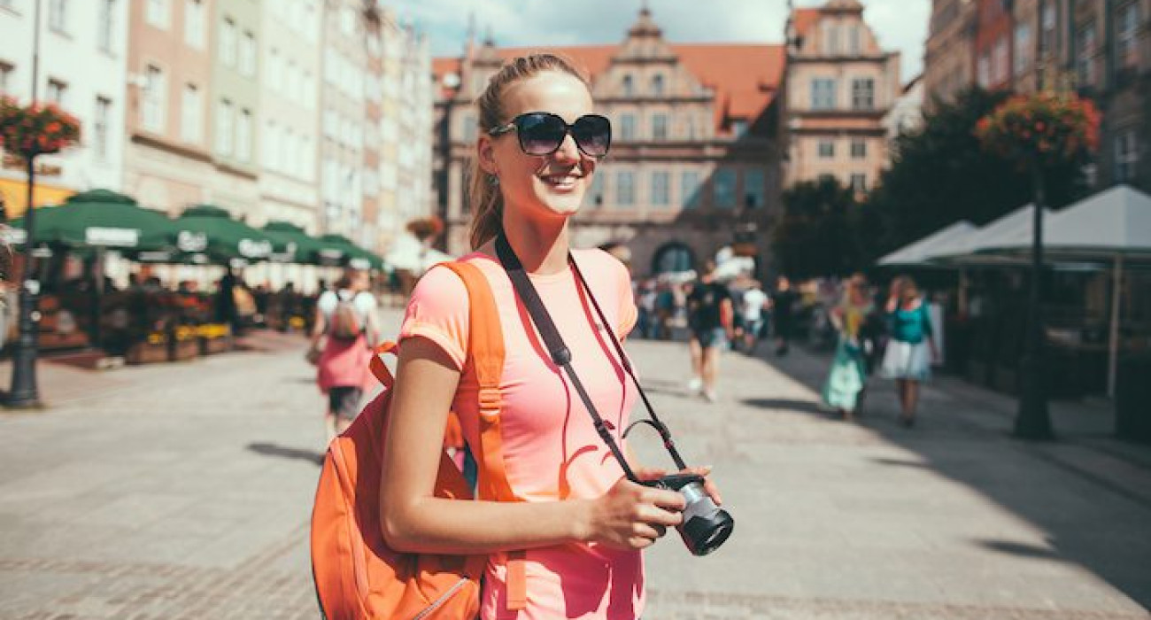 solo-female-traveler